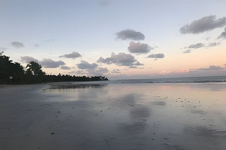 Casa Branca Ampla e bela casa em Ipioca Hibiscus